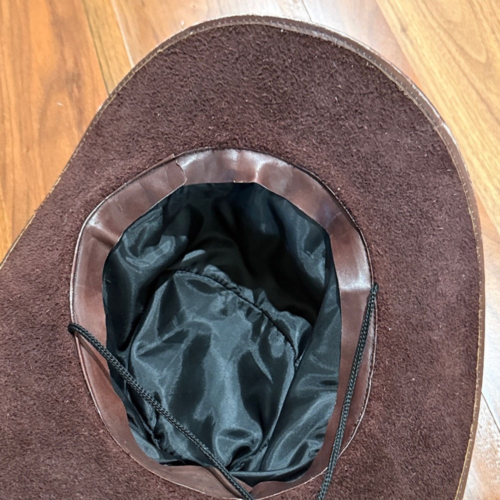 Handmade Western-style Cowboy Hat Crafted From Genuine Brown Cowhide Leather - Picture 7 of 8